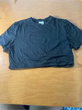PINK Victoria's Secret Black Cropped Tee